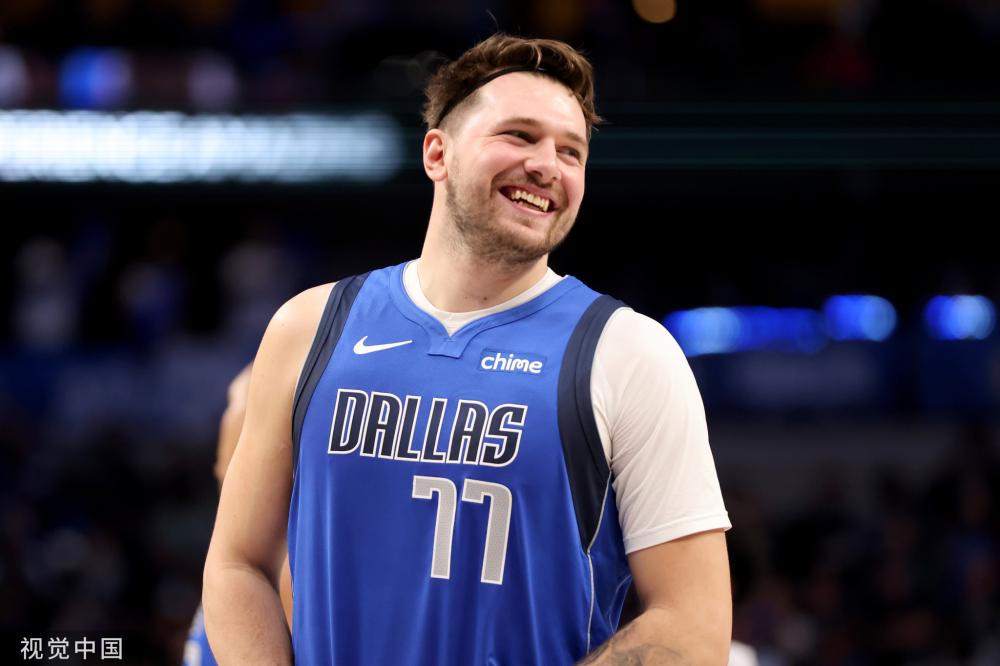 表演皮影 表演皮影