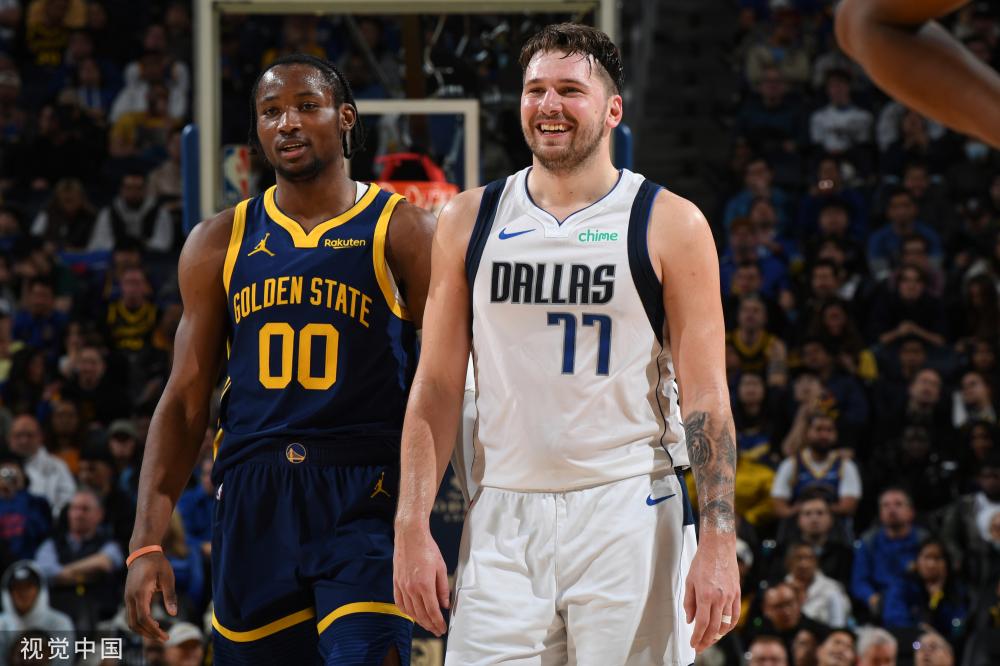 其中一些球 其中一些球